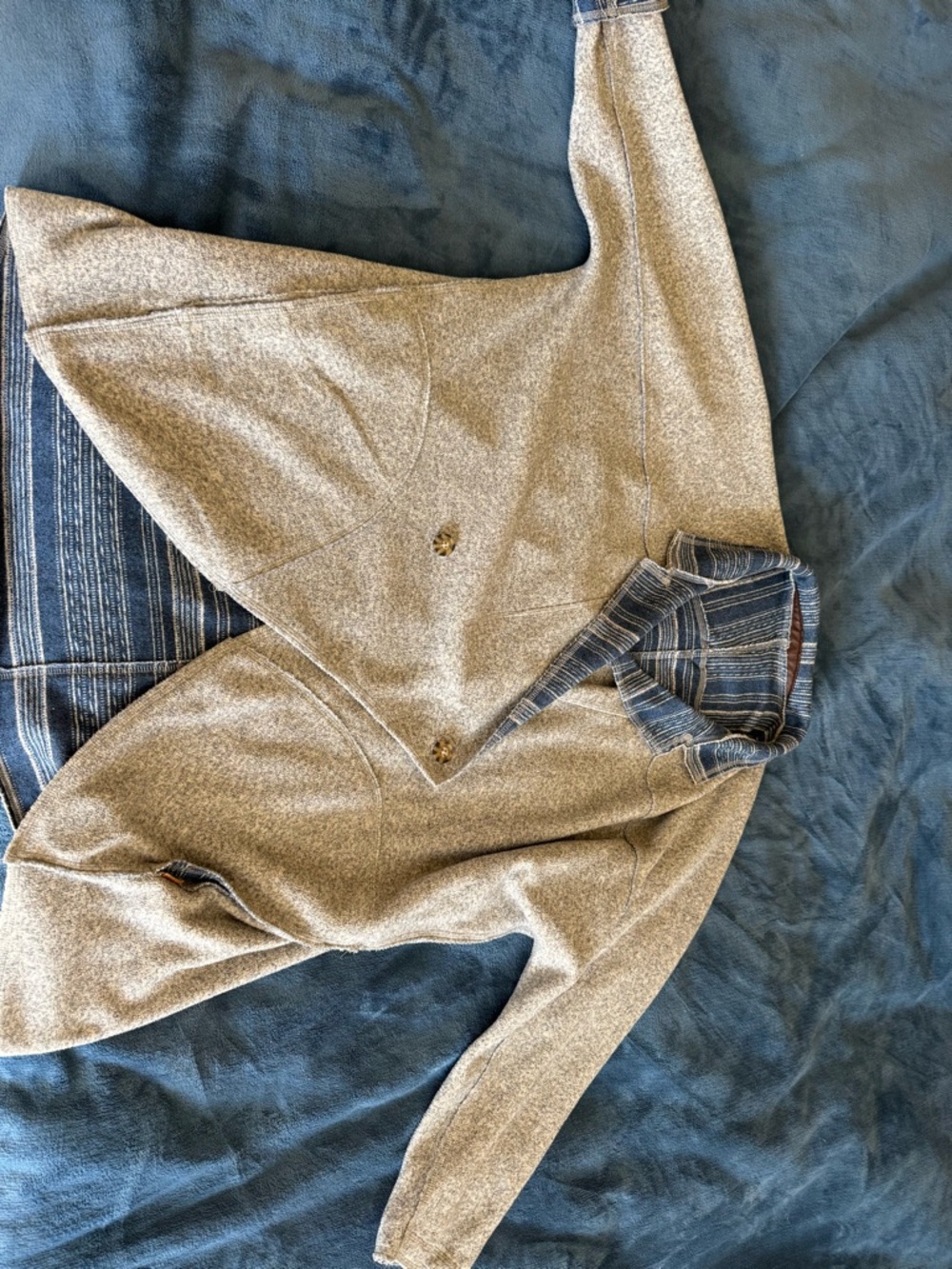 Burton Reversible Beige/Patterned Fleece